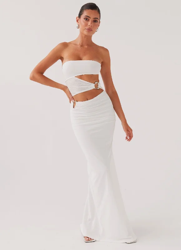 Weekend Mega Deals Into Pieces Mesh Maxi Dress - White