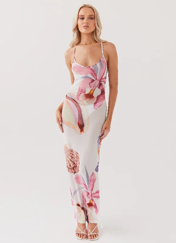 Weekend Bargain Time Love On The Run Maxi Dress - Seaside Bouquet