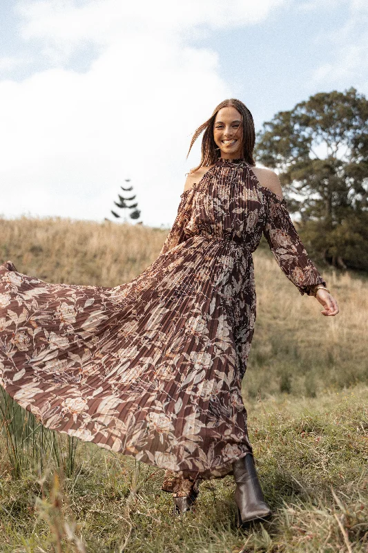 Weekend Exclusive Offers You’ll Love Hilary Pleated Maxi Dress - Brown Floral