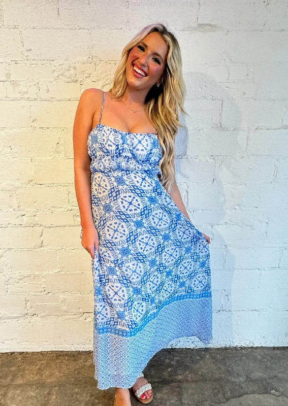 Weekend Shopping Deals Galore Avery Dress